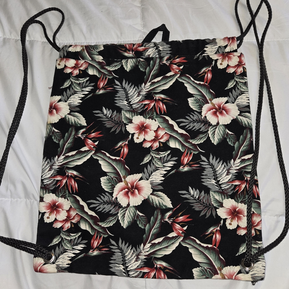 Floral Paradise Drawstring Backpack - Picture 2 of 3